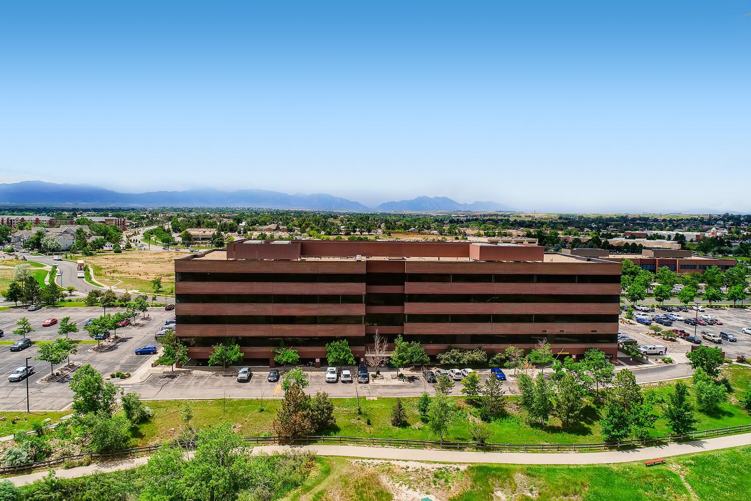 Church Ranch Corporate Center Cushman And Wakefield Hendrickson Johnson 1241